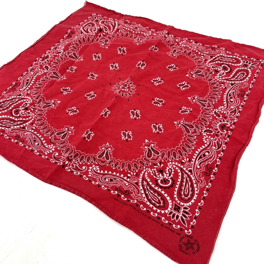 Vintage Western WAMCRAFT  Red 16" Bandana RN 16463  USA Cotton Handkerchief FLAW - Picture 2 of 8